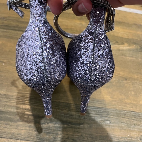 Badgley Mischka x Jewel Silver Glitter Kitten Heels Sz. 9 - Picture 6 of 10